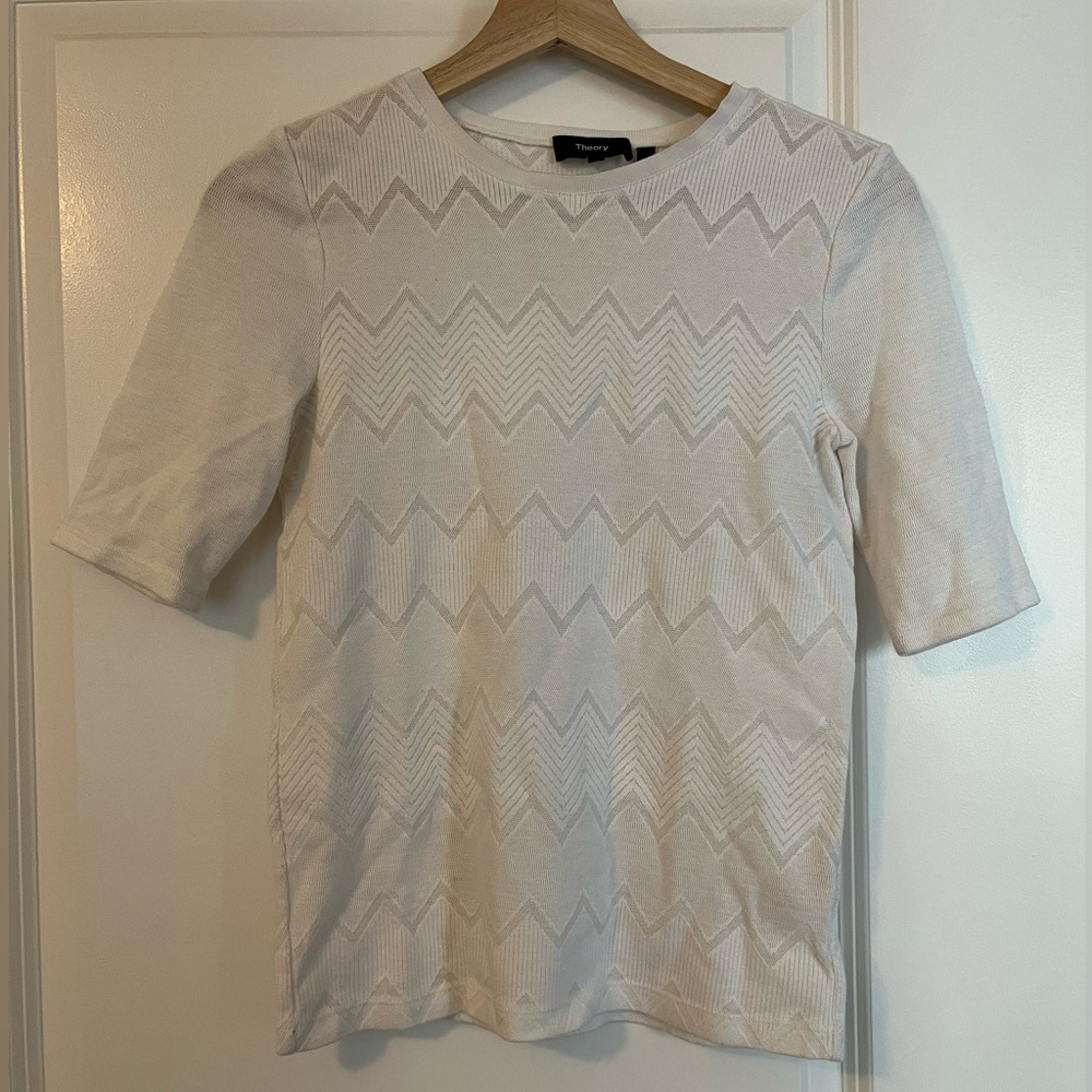 Medium Theory short sleeve blouse